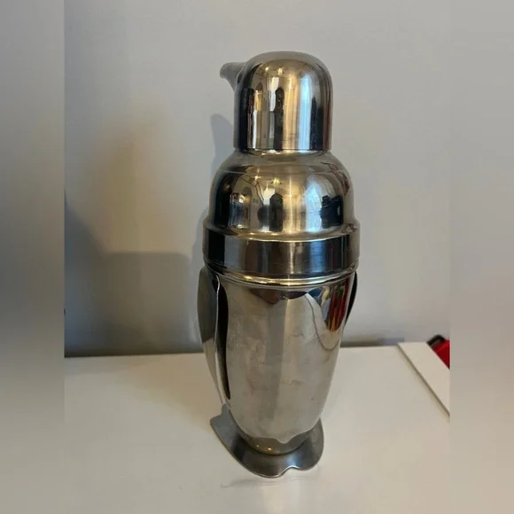Pottery Barn Viski Penguin Cocktail Shaker with Strainer, Stainless Steel - Picture 4 of 12